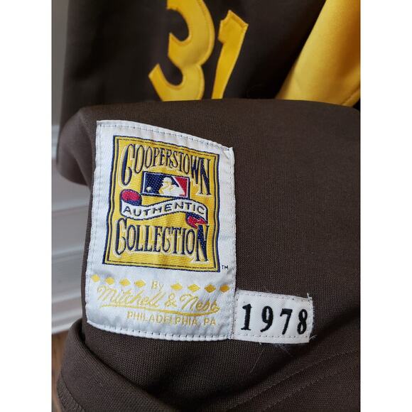 Dave Winfield Baseball Jersey Men Size 3X San Diego Padres Short Sleeve V-Neck - Picture 9 of 11